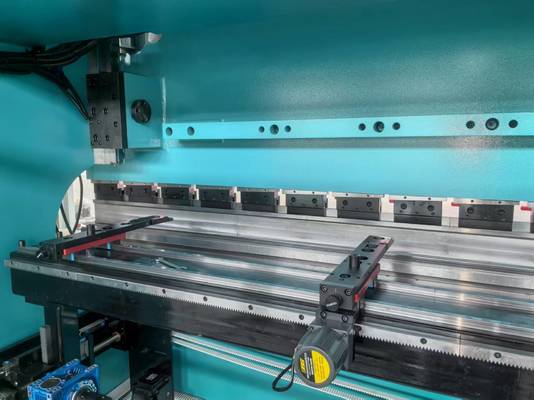 11 KW Press Brake Machine One Year Maintenance and Heavy-Duty Bending